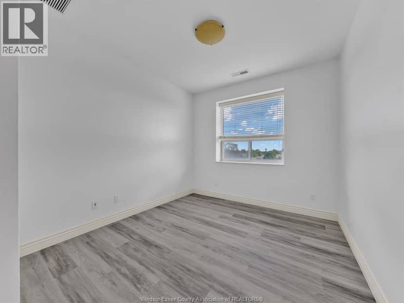 1225 RIVERSIDE Unit# 509 — photo 26 of 40