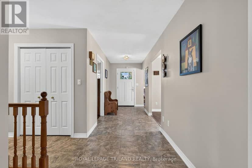 45 Parkview Drive, Thames Centre, photo 5