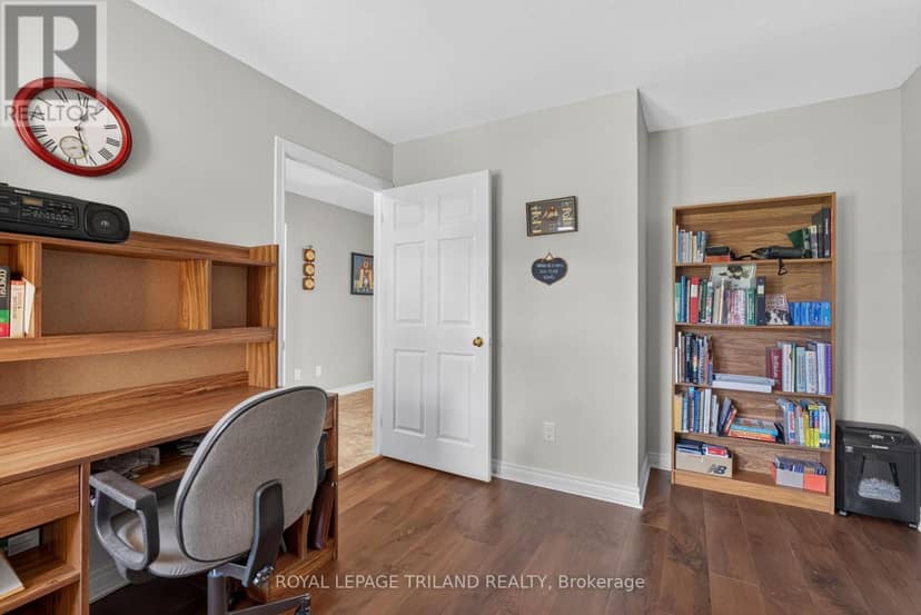 45 Parkview Drive, Thames Centre, photo 7