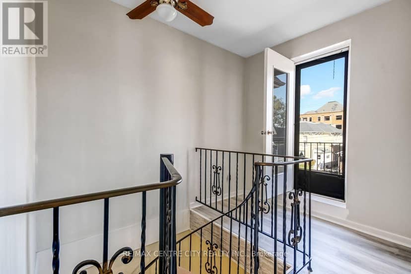 20 Alma Street — photo 23 of 40