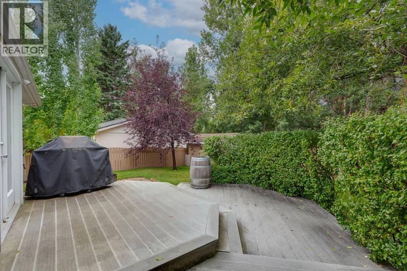 5815 Dalhousie Drive NW — photo 37 of 37