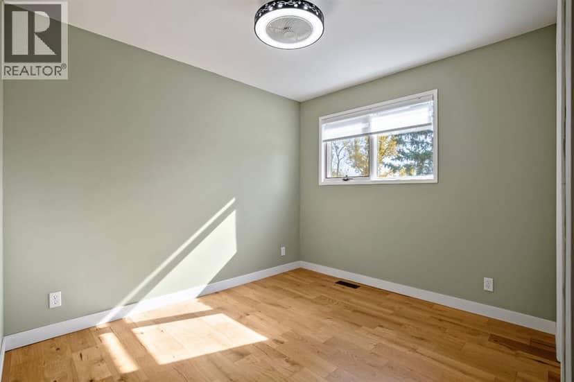 2404 18 Street — photo 28 of 40