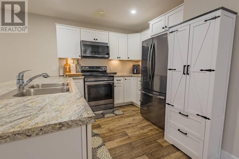 2 821 Route 25, York, photo 8