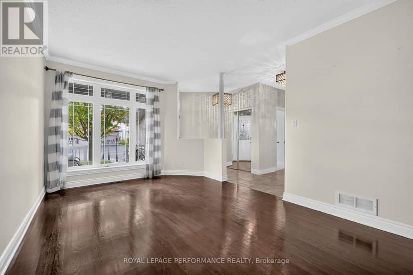 149 Topaze Crescent — photo 10 of 40