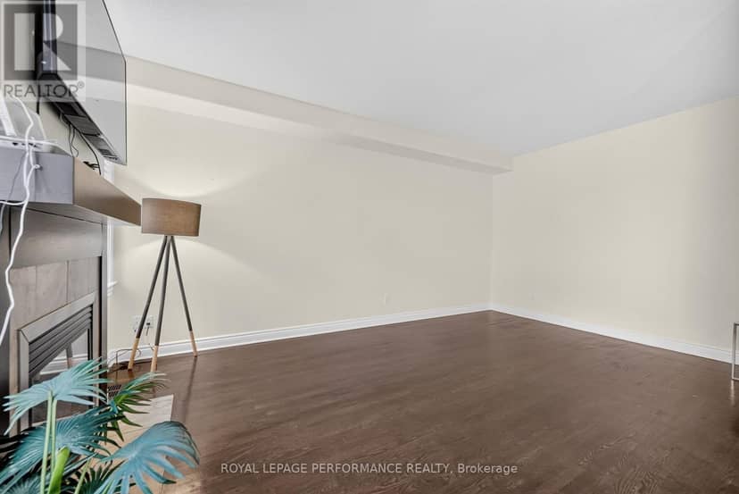 149 Topaze Crescent — photo 21 of 40