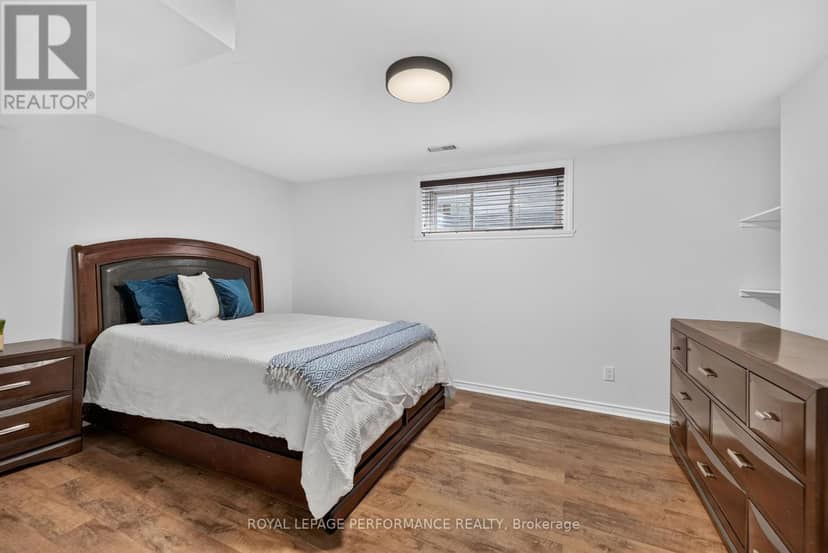 149 Topaze Crescent — photo 38 of 40