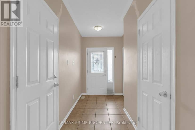 33 Inverkip Avenue, Ottawa, photo 4