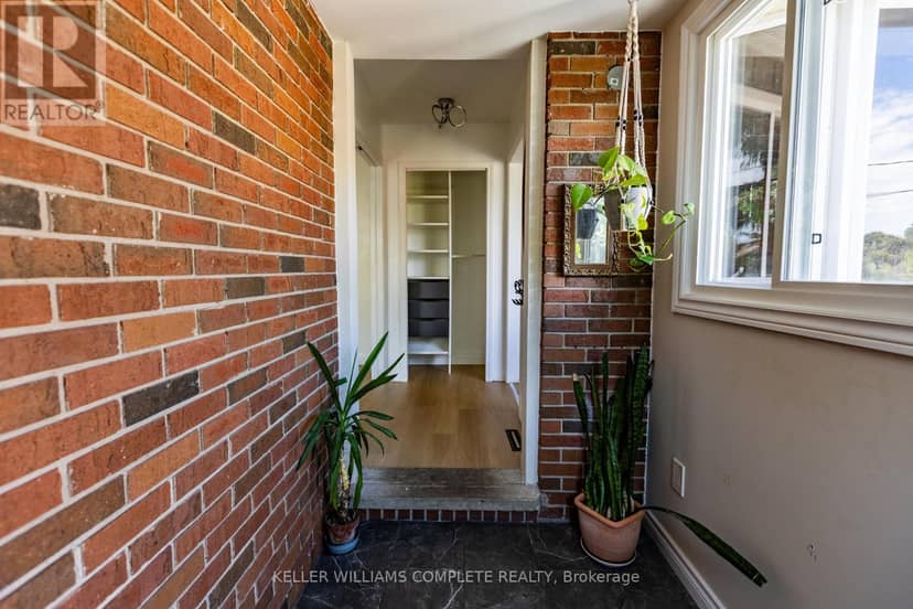 9 Glen Avenue — photo 13 of 39