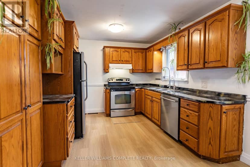 9 Glen Avenue — photo 17 of 39