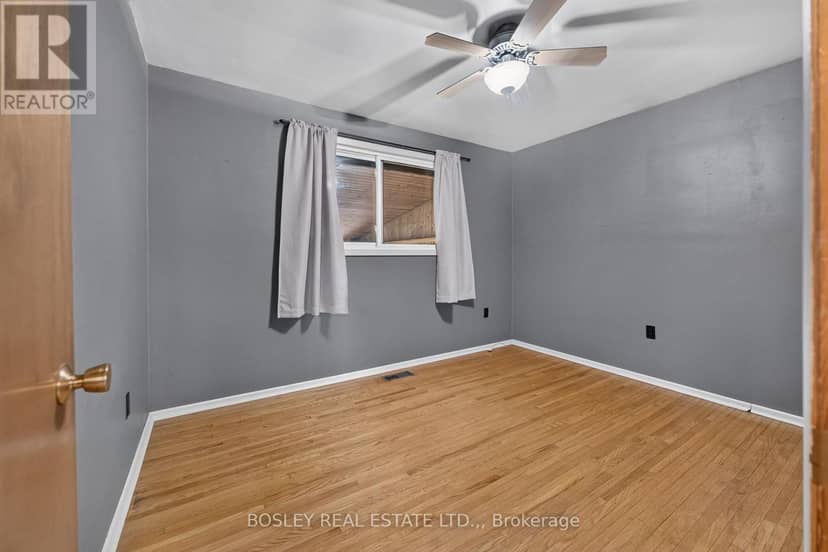 4452 Dorchester Road — photo 12 of 33