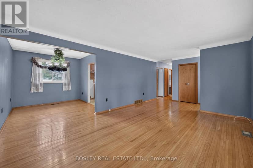 4452 Dorchester Road, Niagara Falls, photo 5