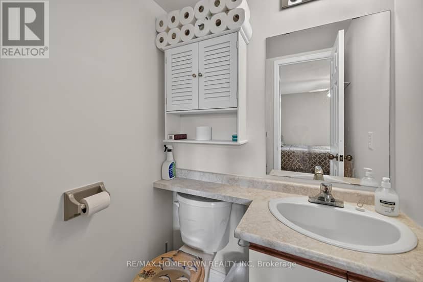 209 - 820 Laurier Boulevard — photo 18 of 34