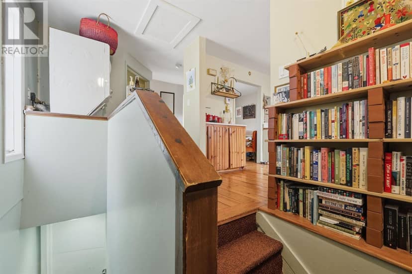 2126 Creighton Street — photo 34 of 40