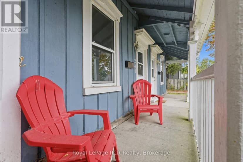 234 Elma Street E, North Perth, photo 3