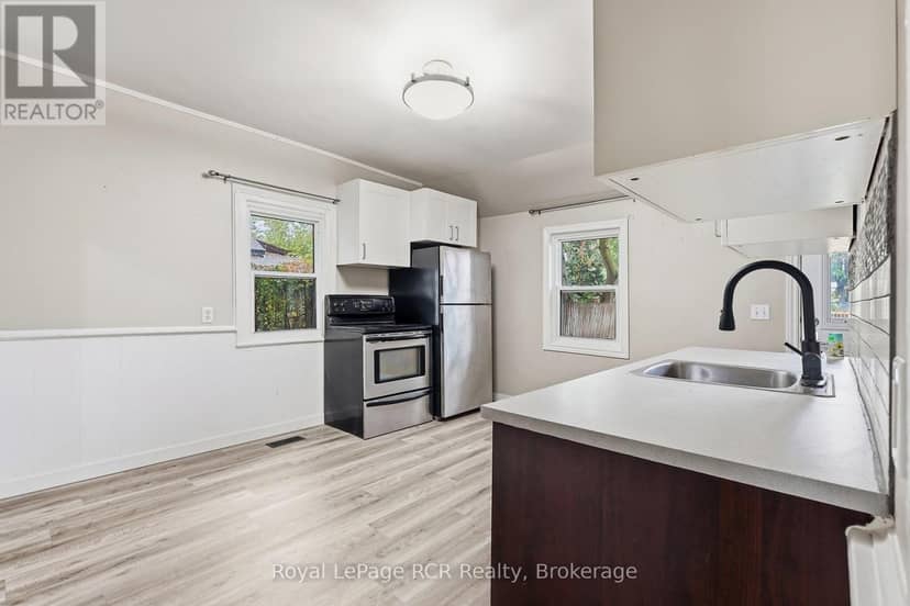 234 Elma Street E, North Perth, photo 7