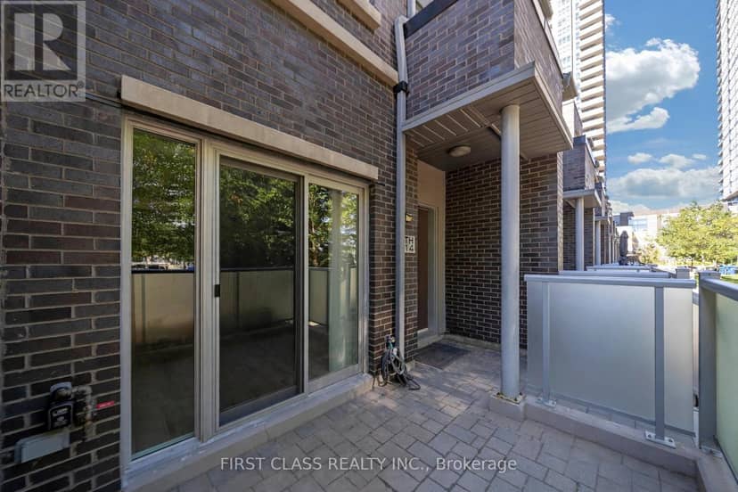 14 - 310 Village Green Square, Toronto, photo 5