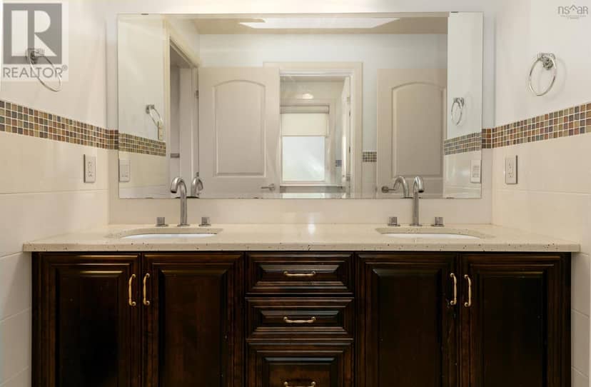82 Helmsman Court — photo 32 of 40
