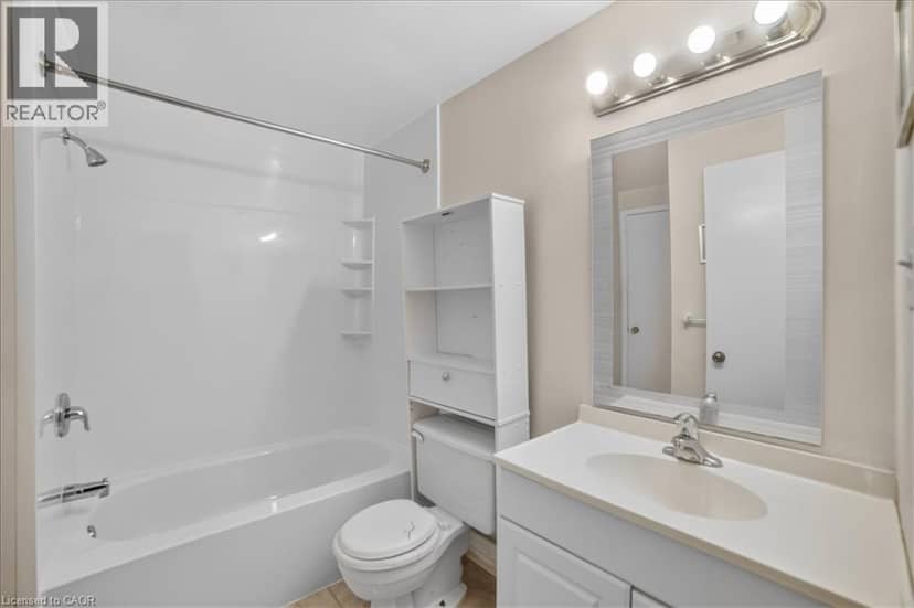 2050 UPPER MIDDLE Road Unit# 173 — photo 32 of 40