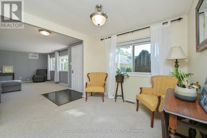 13 Hawthorne Drive — photo 17 of 26