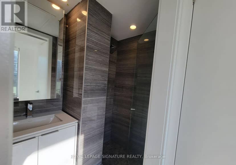 721 - 77 Shuter Street — photo 13 of 20