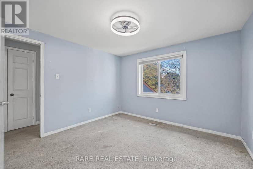 17 Glaceport Avenue — photo 19 of 31