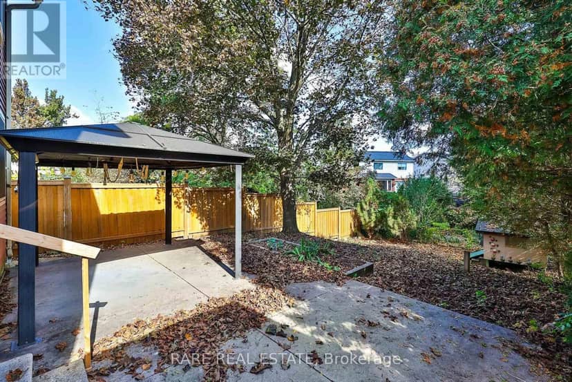 17 Glaceport Avenue — photo 29 of 31