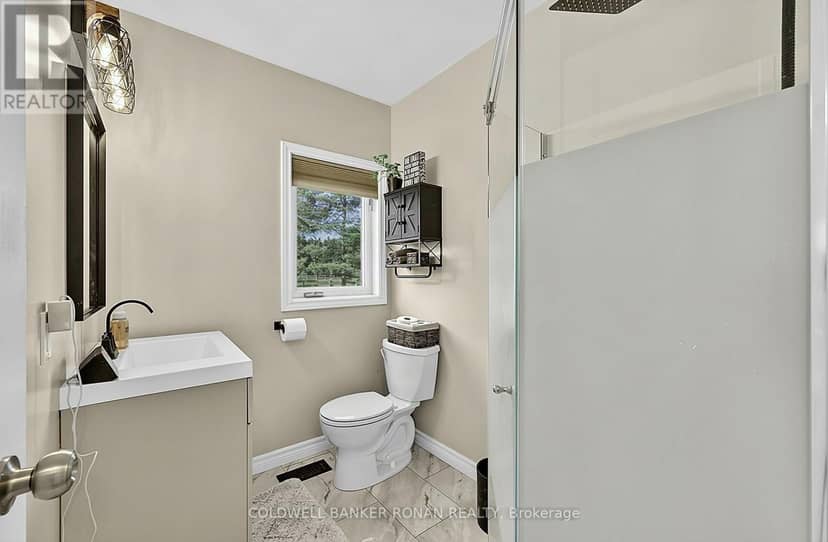 675446 Hurontario Street — photo 20 of 40