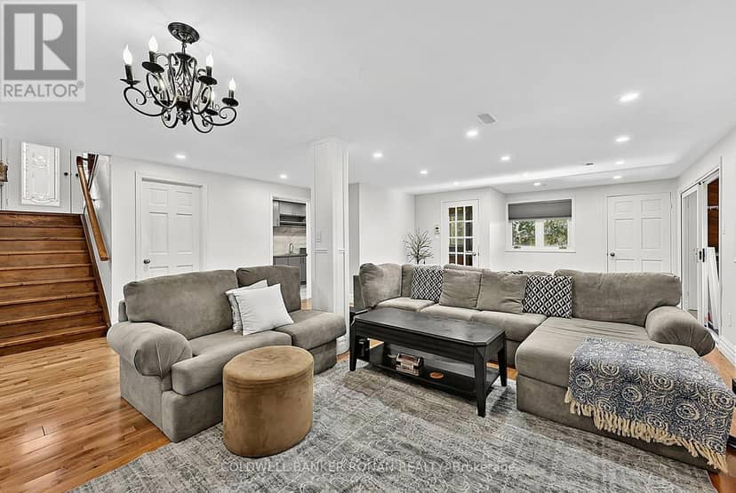 675446 Hurontario Street — photo 26 of 40