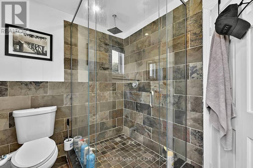 675446 Hurontario Street — photo 34 of 40