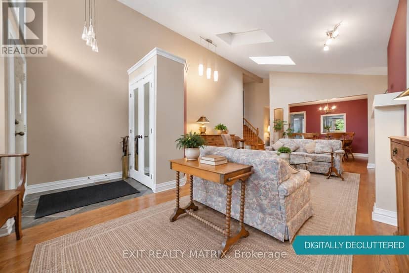 1866 Lenester Avenue, Ottawa, photo 4