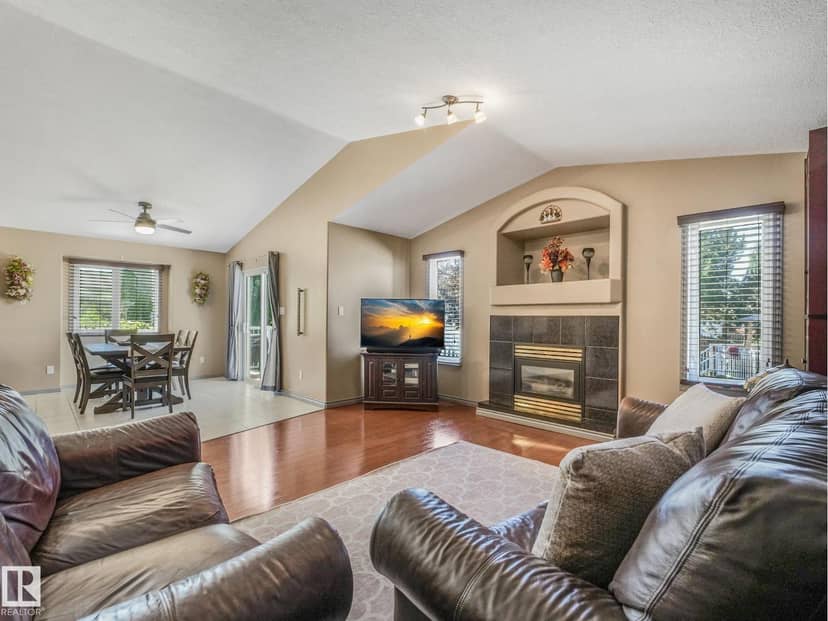 247 Hooper Cr NW — photo 10 of 40
