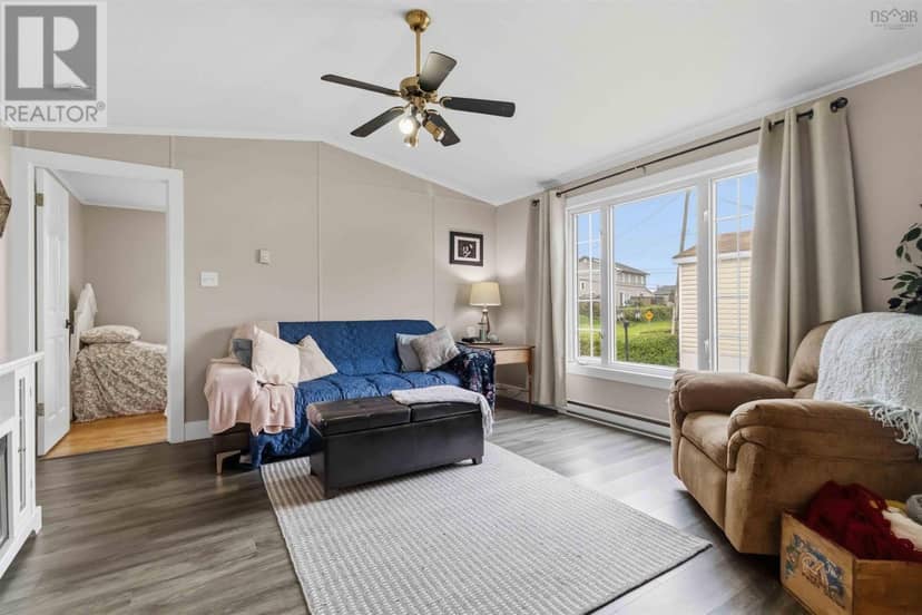 18 Birchill Drive — photo 10 of 39