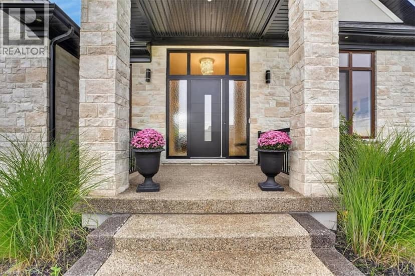 670 BISHOPSGATE Road Unit# 8 — photo 4 of 40