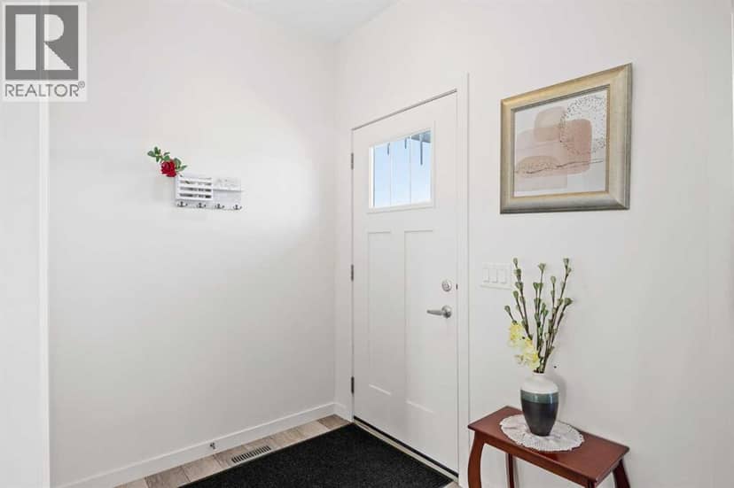 251 Chinook Gate Boulevard SW, Airdrie, photo 6