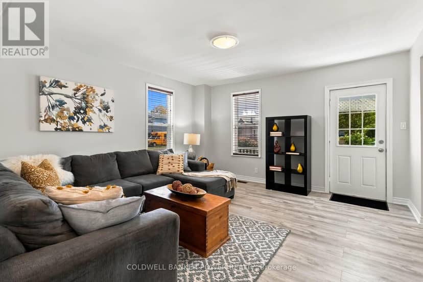168 William Street, North Middlesex, photo 6