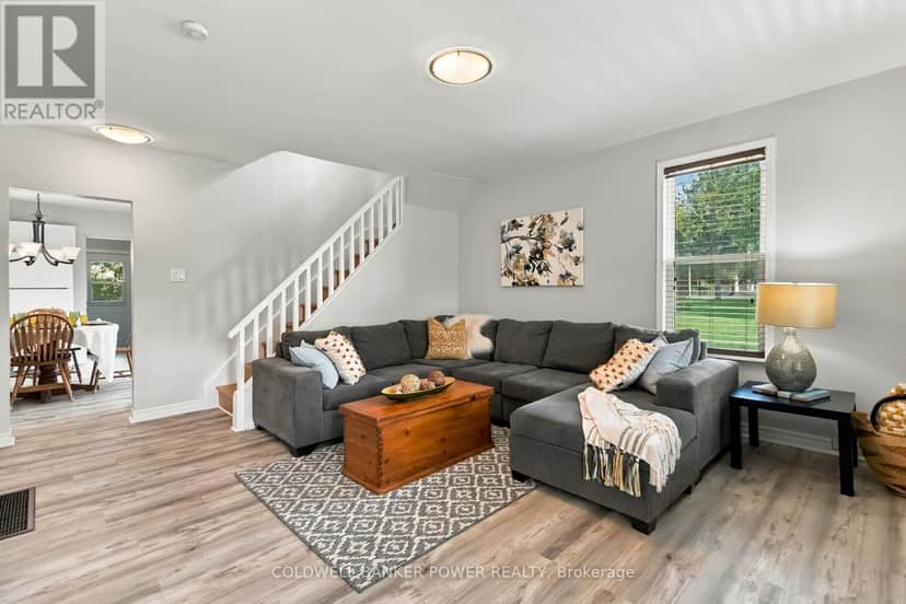168 William Street, North Middlesex, photo 8