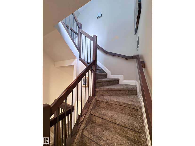 7004 97 ST NW — photo 28 of 40
