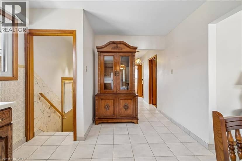 11 DUFF Street — photo 15 of 40