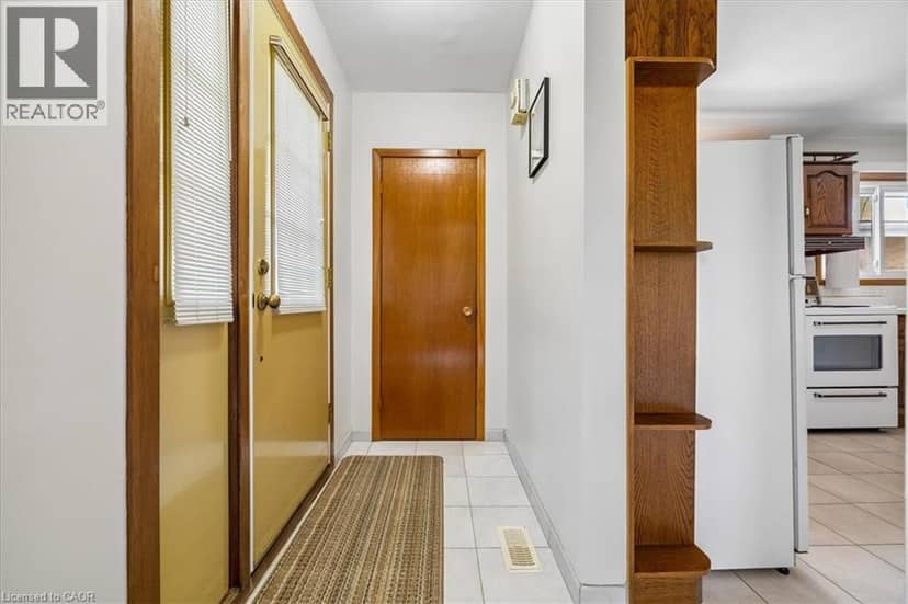 11 DUFF Street — photo 7 of 40