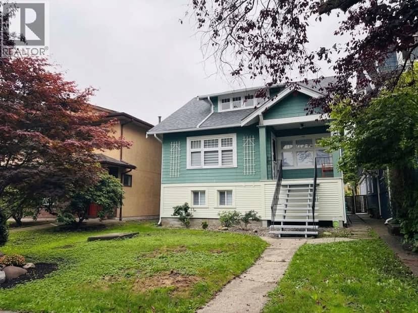 936 W 17TH AVENUE, Vancouver