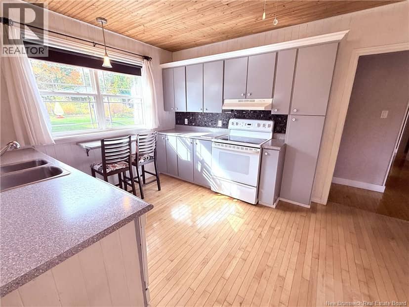 841 Main Street — photo 12 of 38