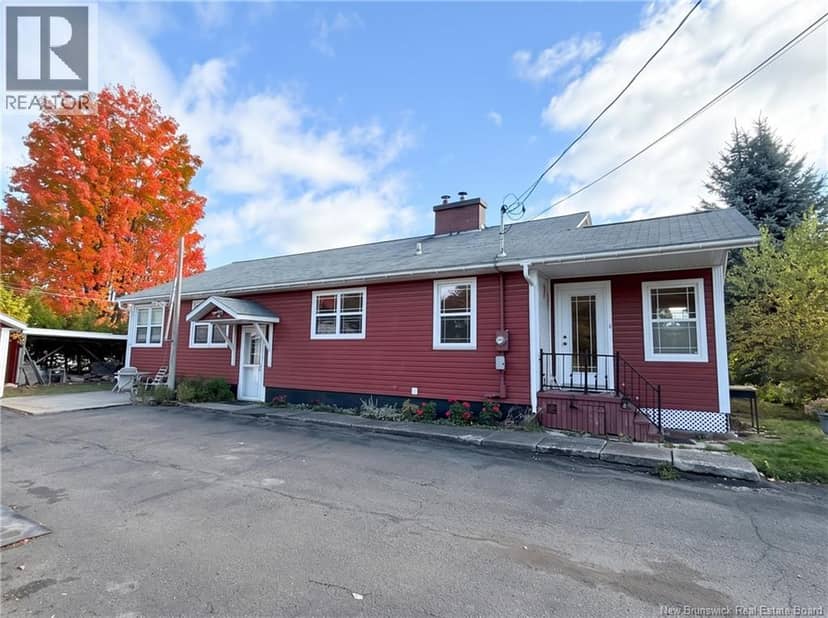 841 Main Street, Woodstock, photo 6