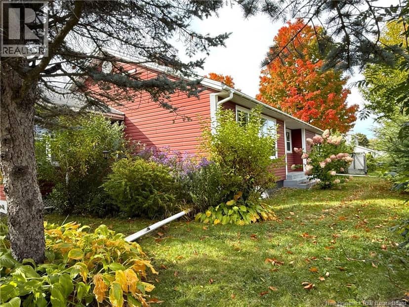 841 Main Street, Woodstock, photo 7