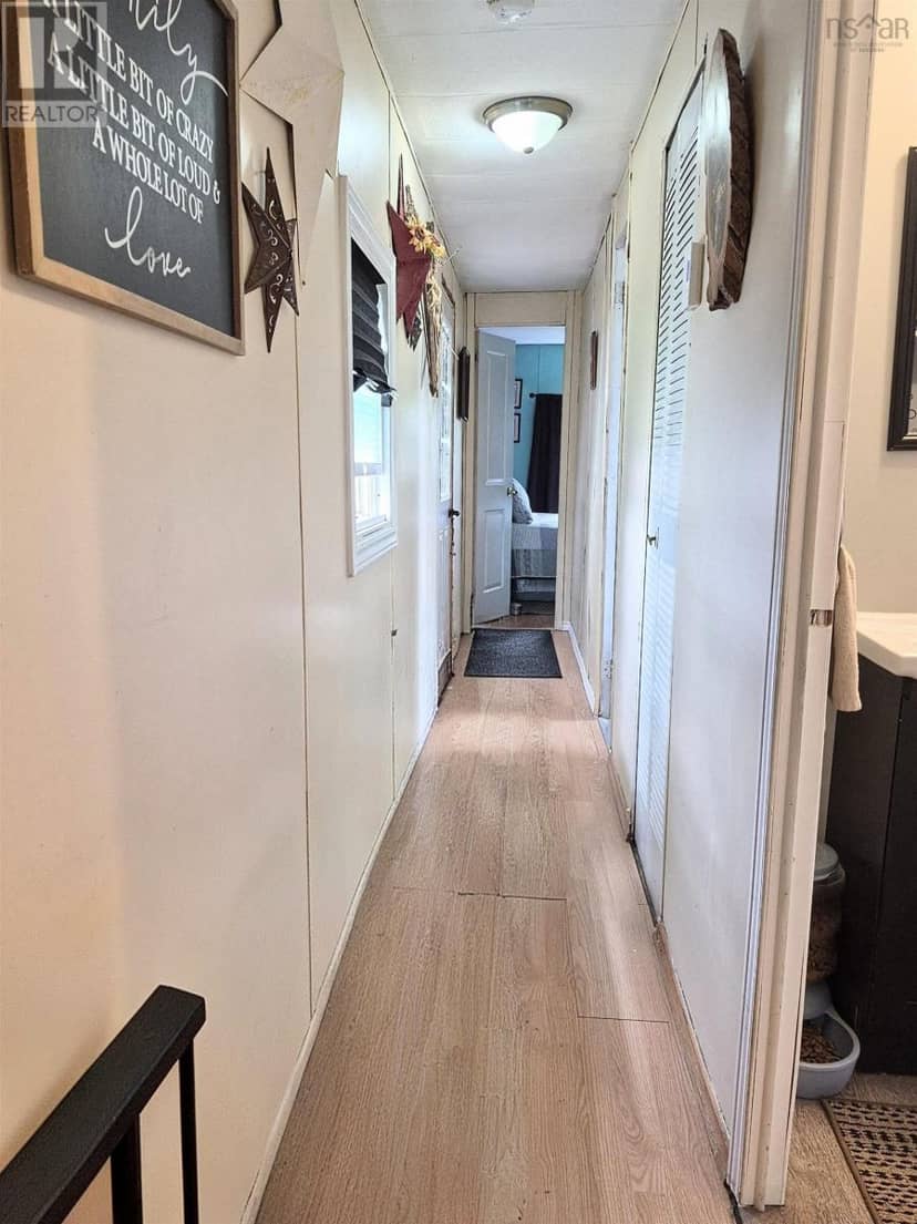 10 Bayview Drive — photo 14 of 21