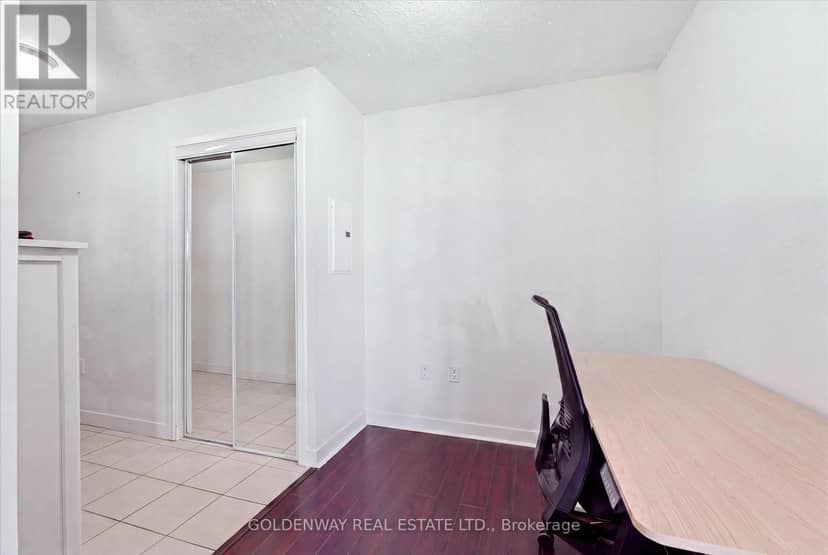 5015 - 11 Brunel Court — photo 11 of 21