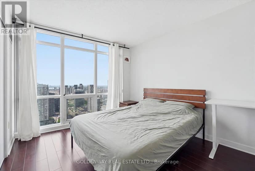 5015 - 11 Brunel Court — photo 7 of 21