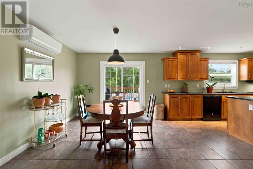 16 Morgan Drive — photo 11 of 40