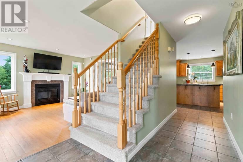16 Morgan Drive, Lawrencetown, photo 5