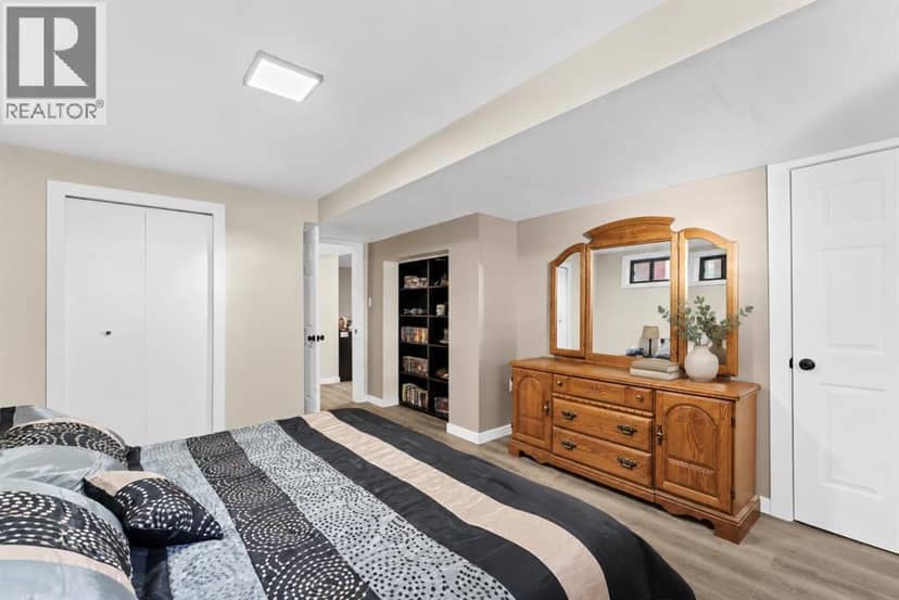 339 Ross Glen Drive SE — photo 32 of 40