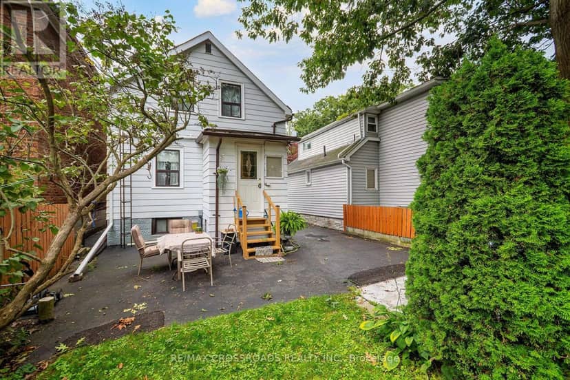 36 McDonald Avenue — photo 35 of 38